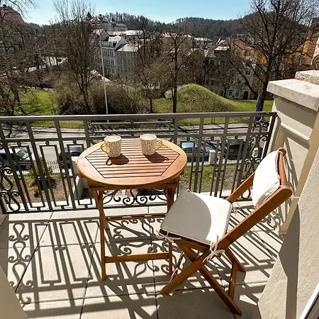 Leopold - Apartmanovy Dum *