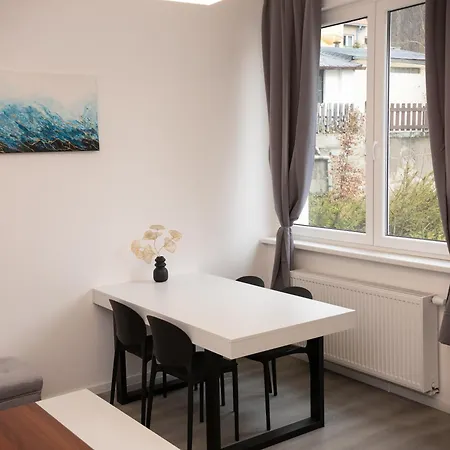 Leopold - Apartmanovy Dum